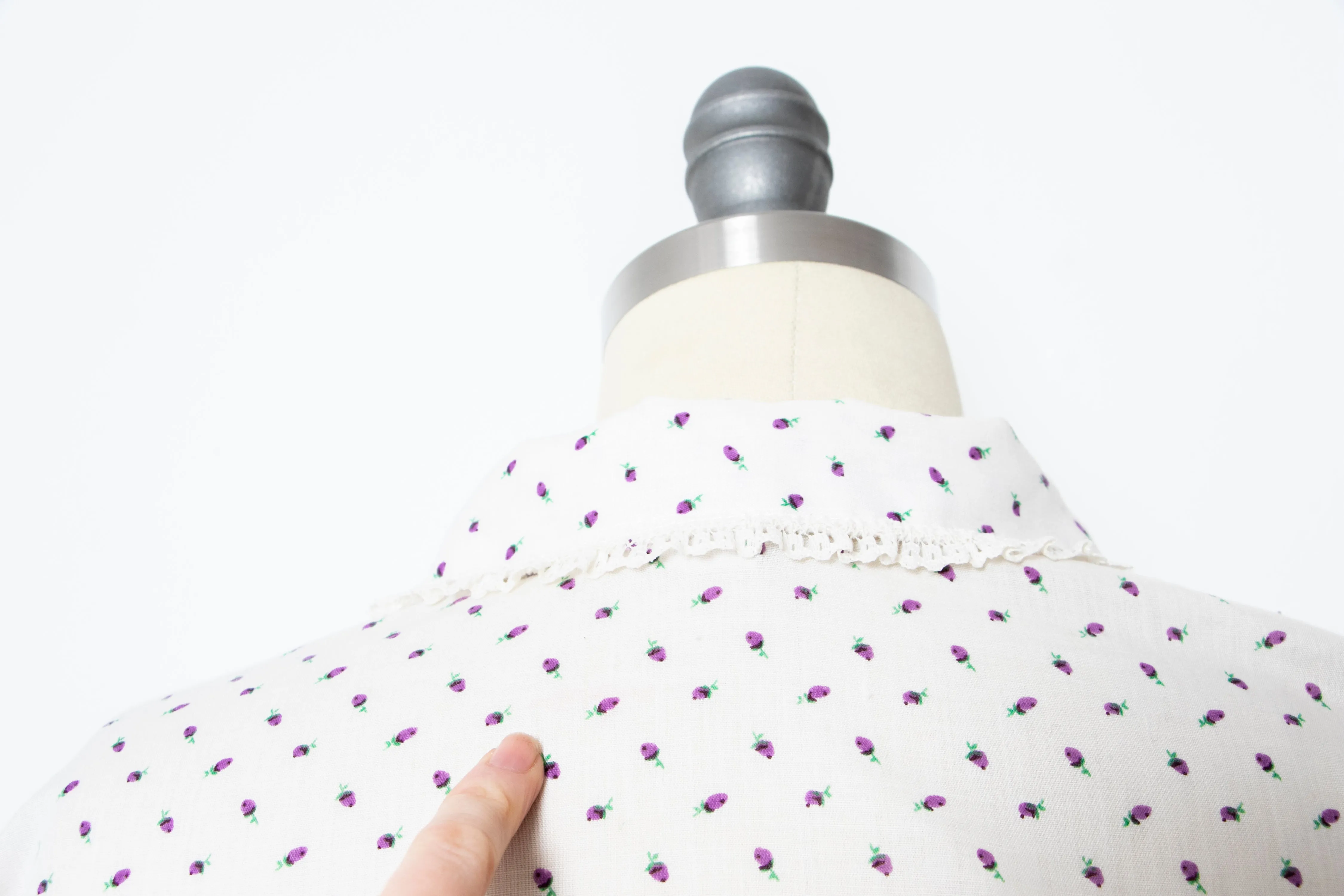1970s Blouse Cotton Ruffle Floral Top S