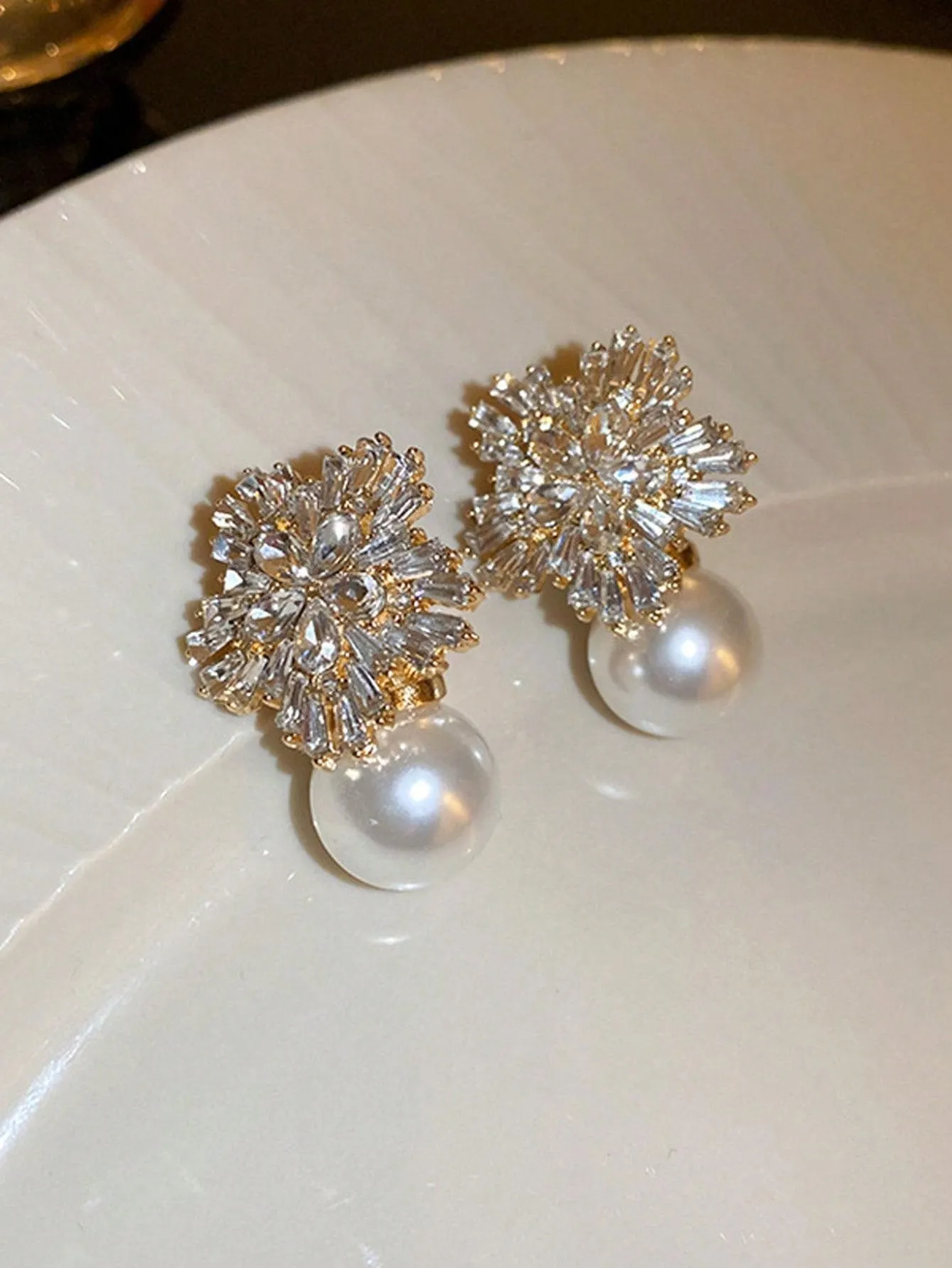 1pair Rhinestone & Faux Pearl Flower Shaped Earrings Suitable For Daily Wear Elegant