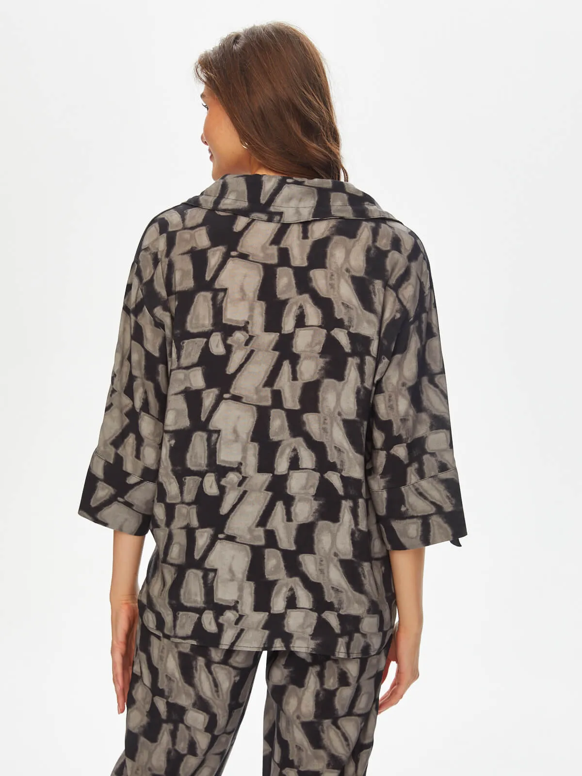 Abstract Monochrome Pattern Half Padded Blouse 69149