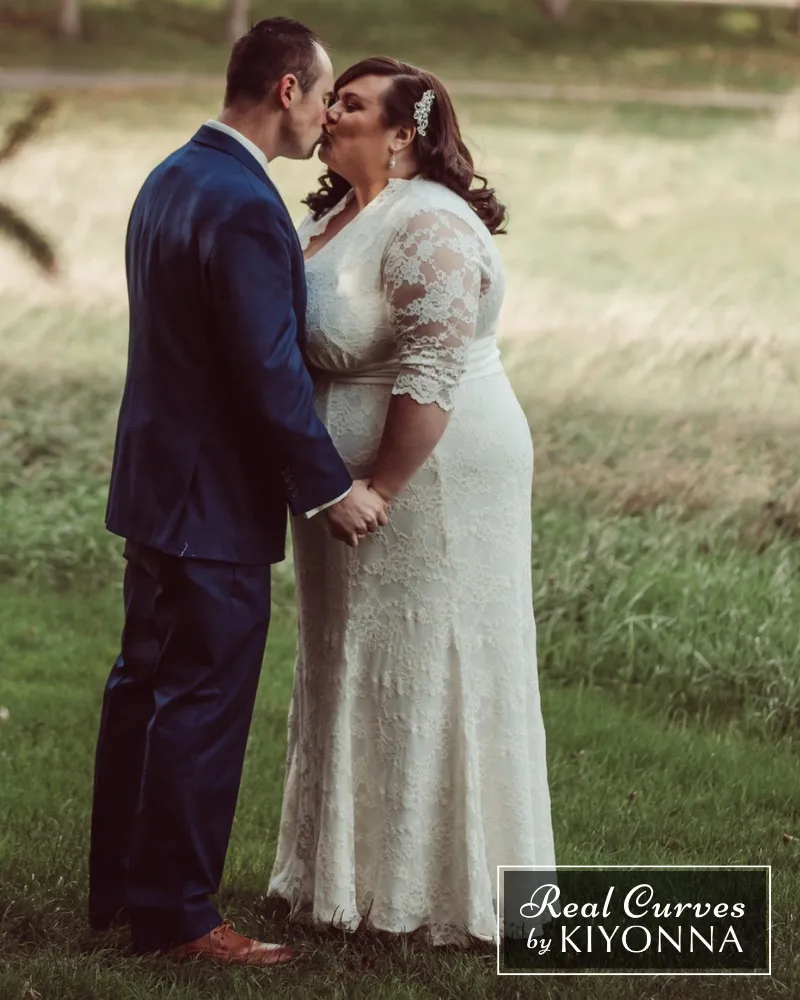 Amour Lace Wedding Gown