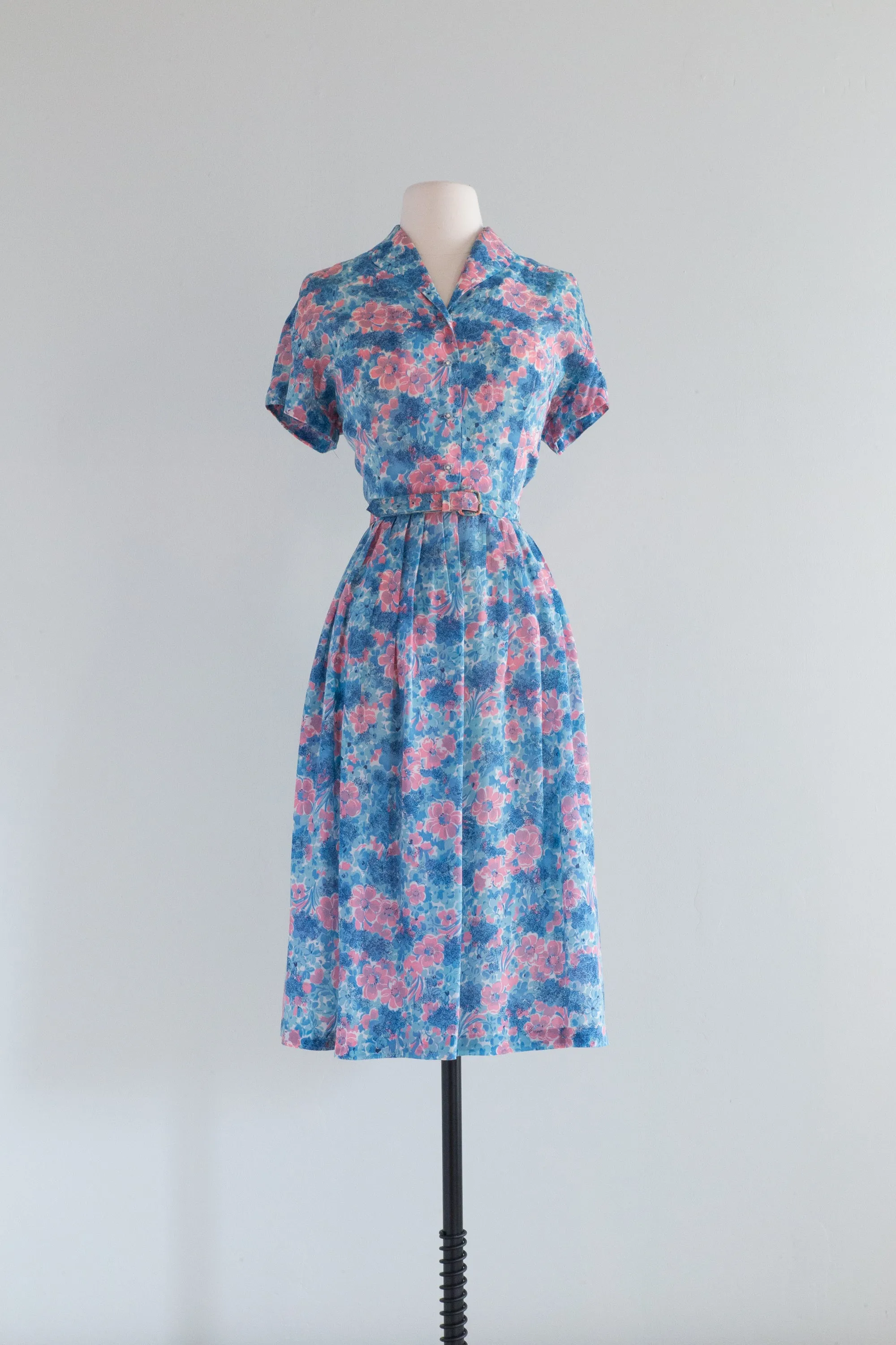 Beautiful 1950's Pink & Blue Floral Print Day Dress / ML