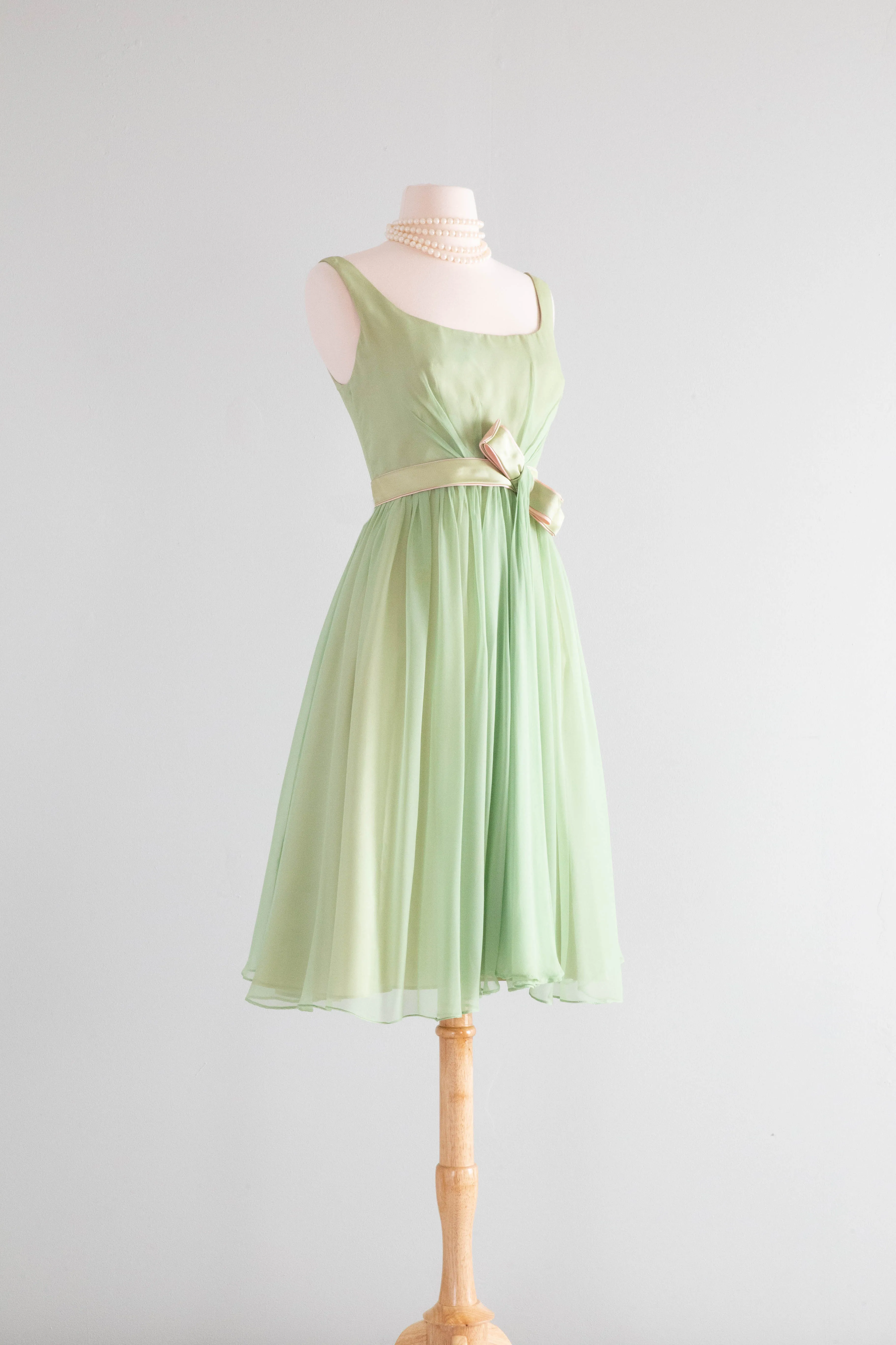 Beautiful Early 1960's Touch Of Pink Green Chiffon Party Dress / Medium