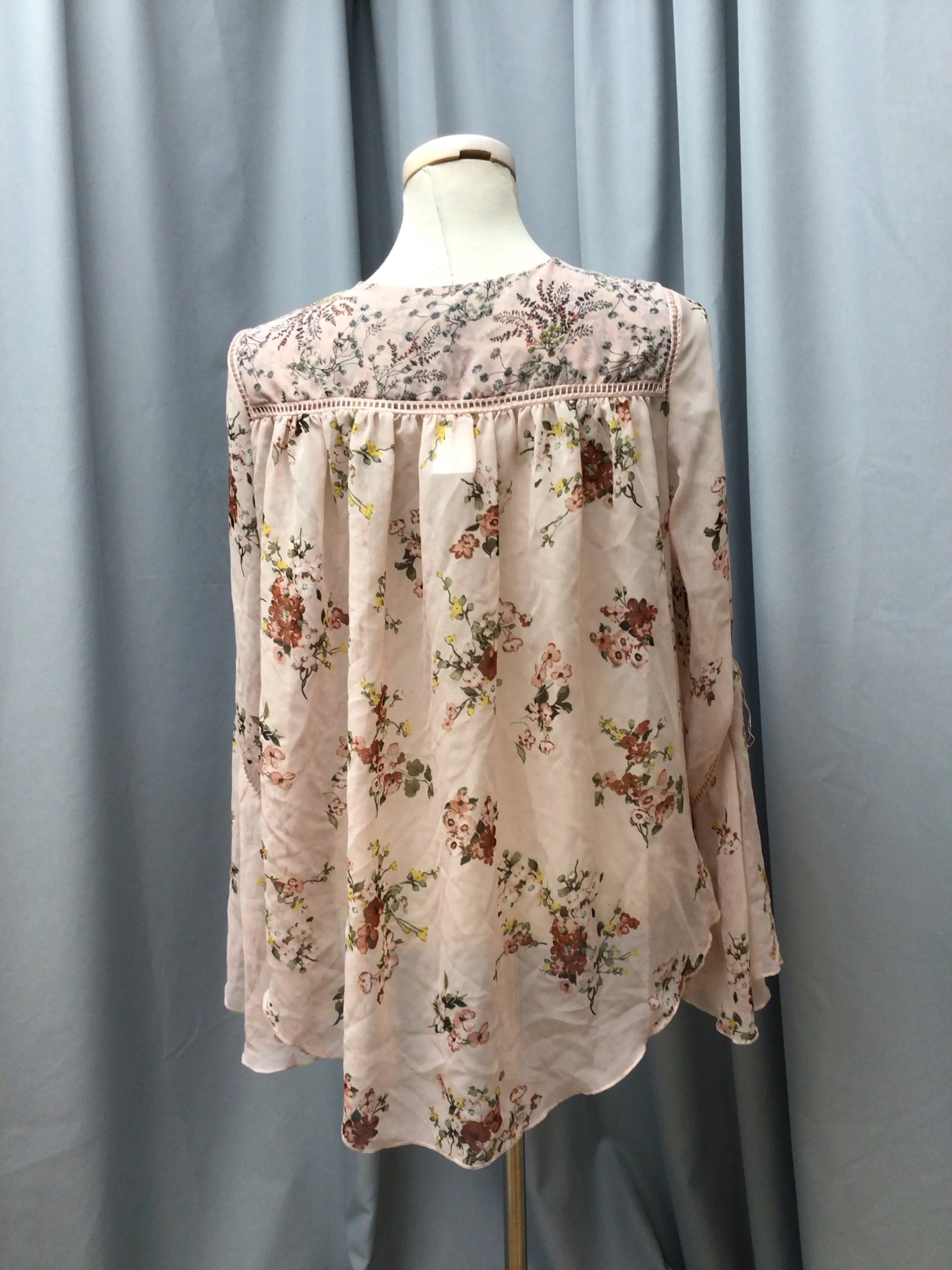 BUFFALO SIZE SMALL Ladies BLOUSE