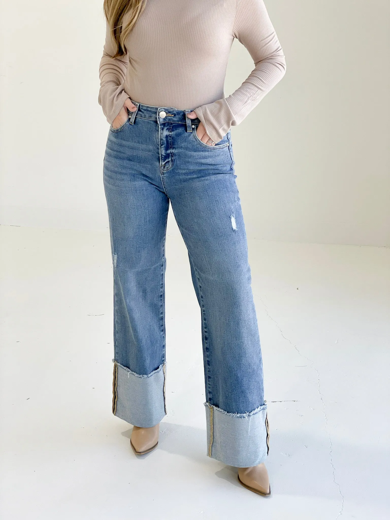 Chapman Wide Cuffed Jeans
