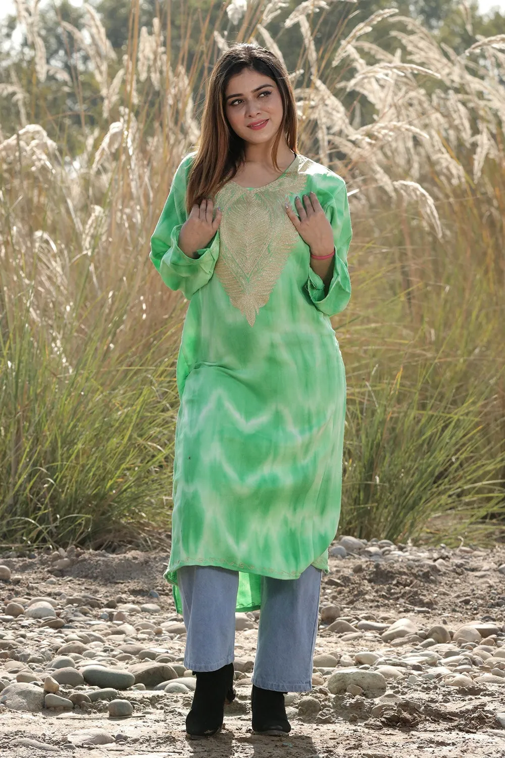CHARISMATIC VEGGIE GREEN COLOUR TIE-DYE Aari Tilla Work Embroidered Phiran Enriched Designer Neckline Pattern