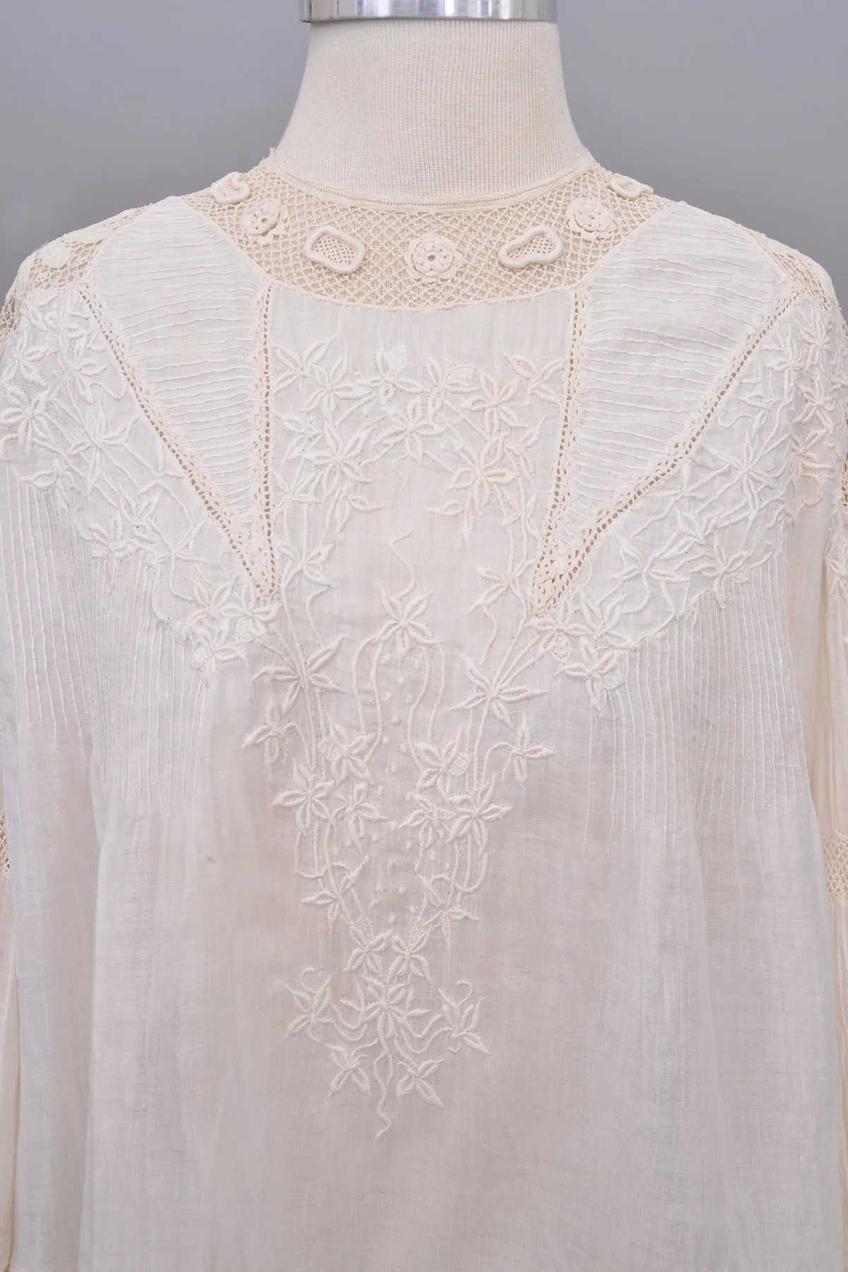Edwardian White Blouse with Crochet and Embroidery | Restoration needed