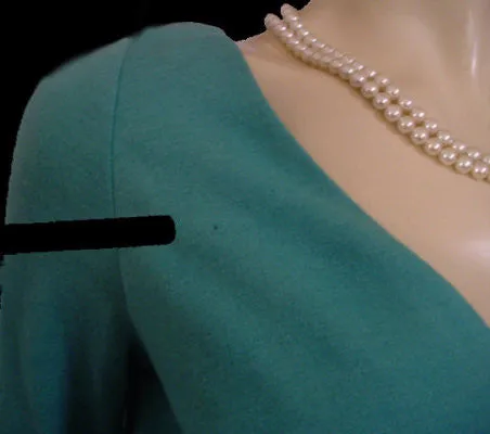 FROM MY OWN PERSONAL COLLECTION - GORGEOUS VINTAGE LUCIE ANN - BEVERLY HILLS EVENING DRESS / LOUNGING DRESSING GOWN WITH PRONG-SET SPARKLING RHINESTONE BOW IN OCEANSPRAY