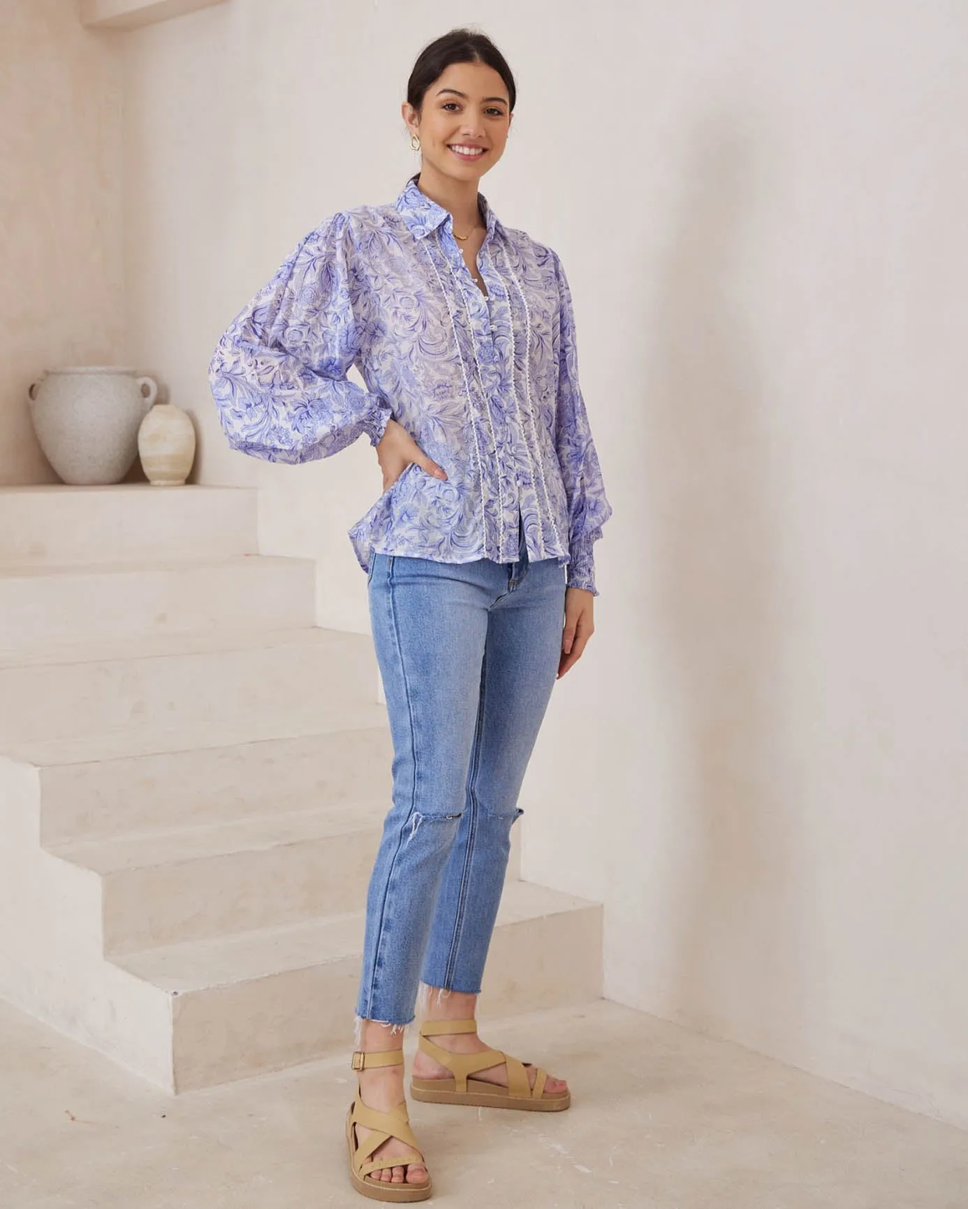 Womens Blue Floral Henne Blouse - Stylish and Elegant