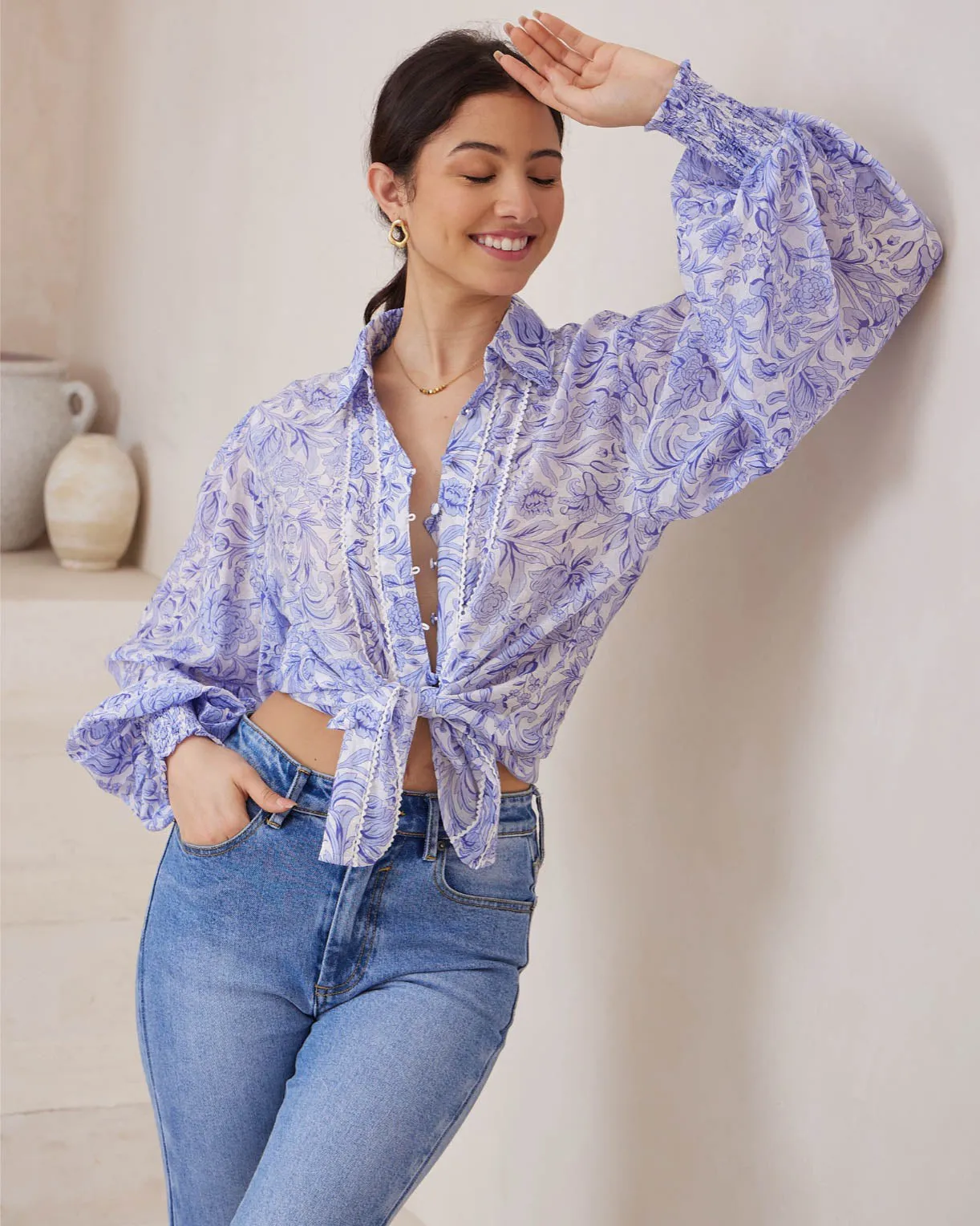 Womens Blue Floral Henne Blouse - Stylish and Elegant