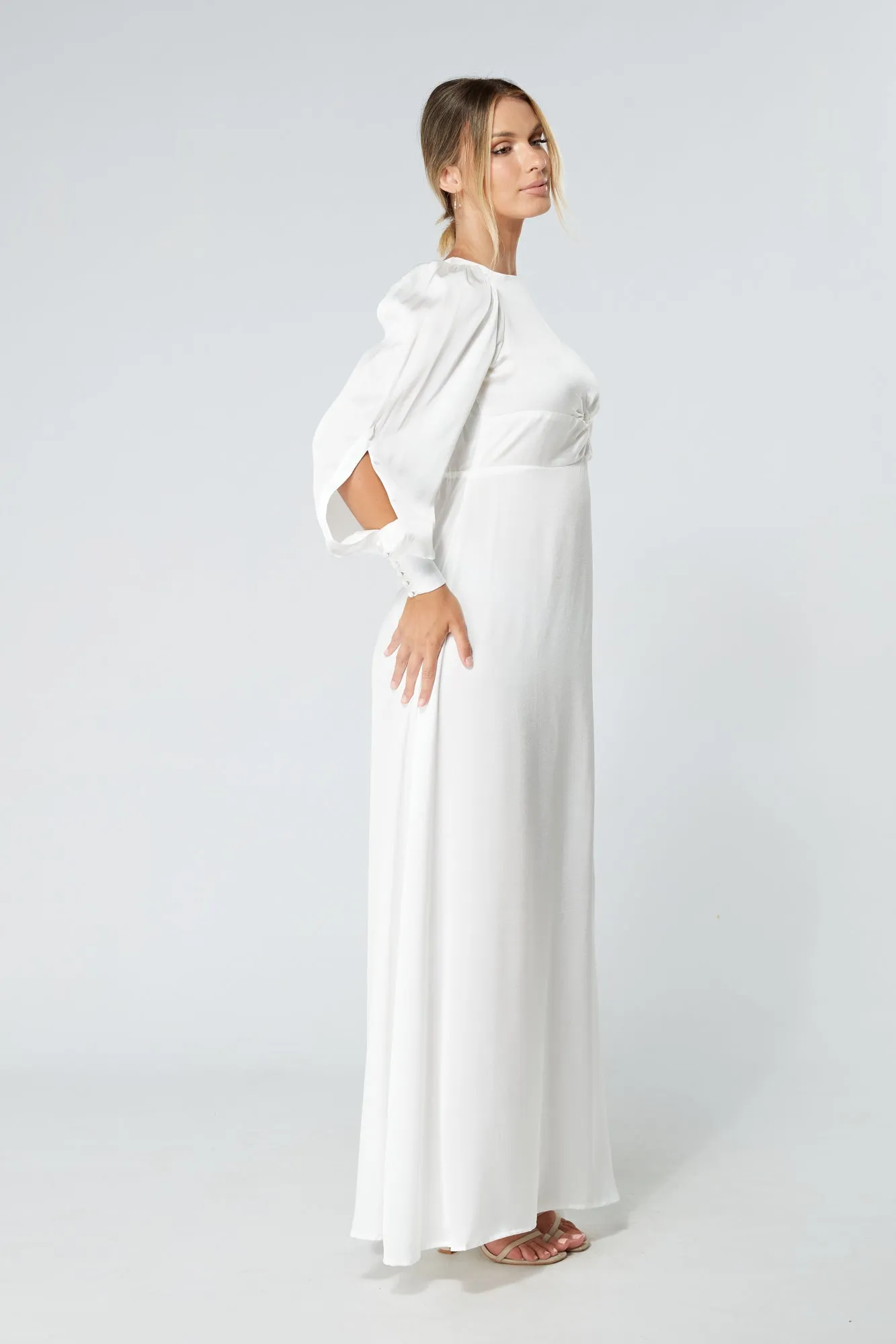 Soft Crepe Maxi Dress in Lila White with Knotted Front Detail