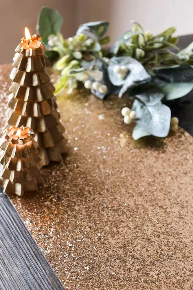 Luxe Gold Glitter Table Runner