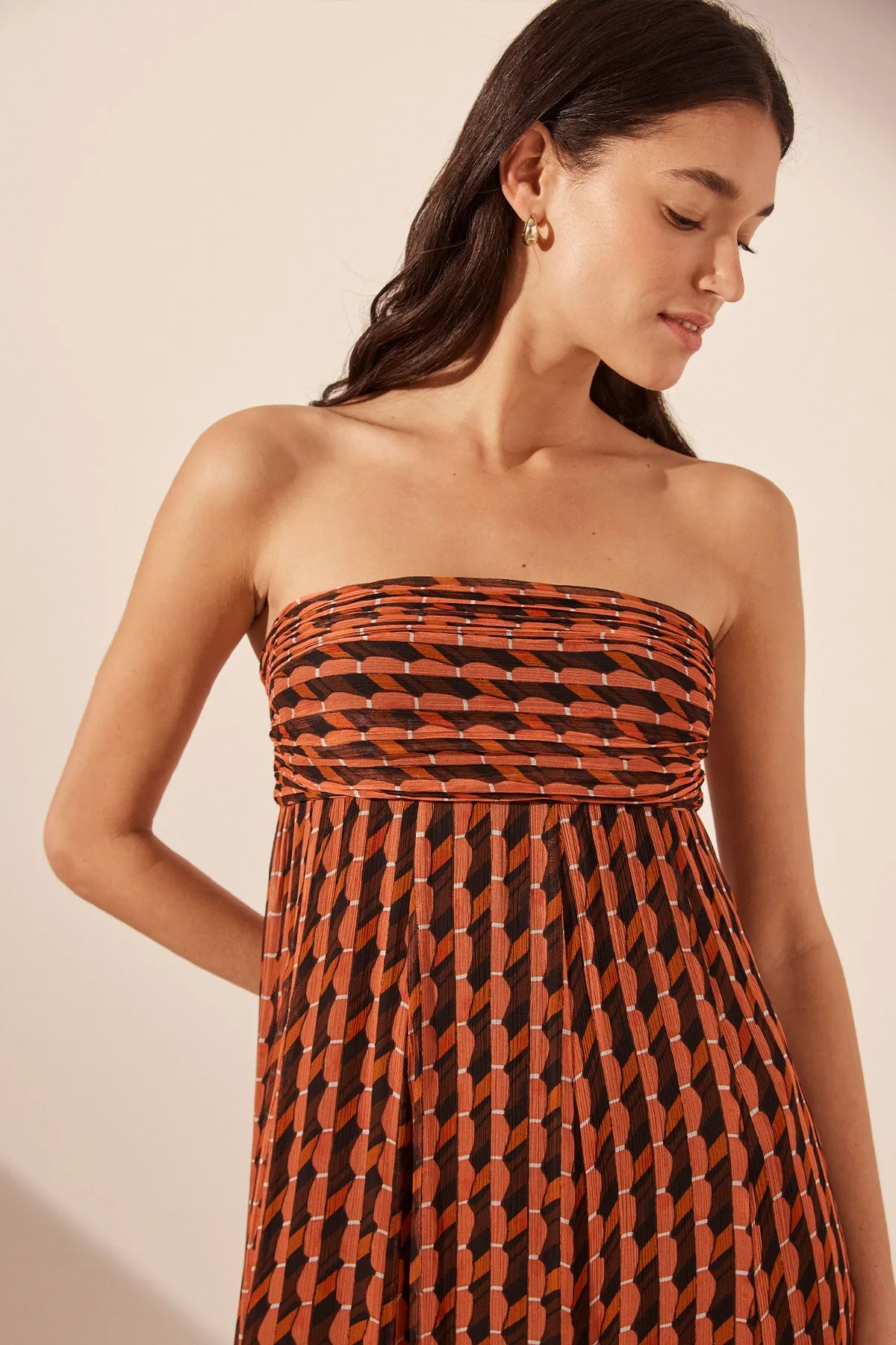 Elegant Martina Maxi Dress with Ruched Bodice and Flattering Godet Skirt