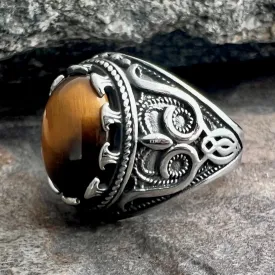 "Cat's Eye Stone" - Scrollwork - R188