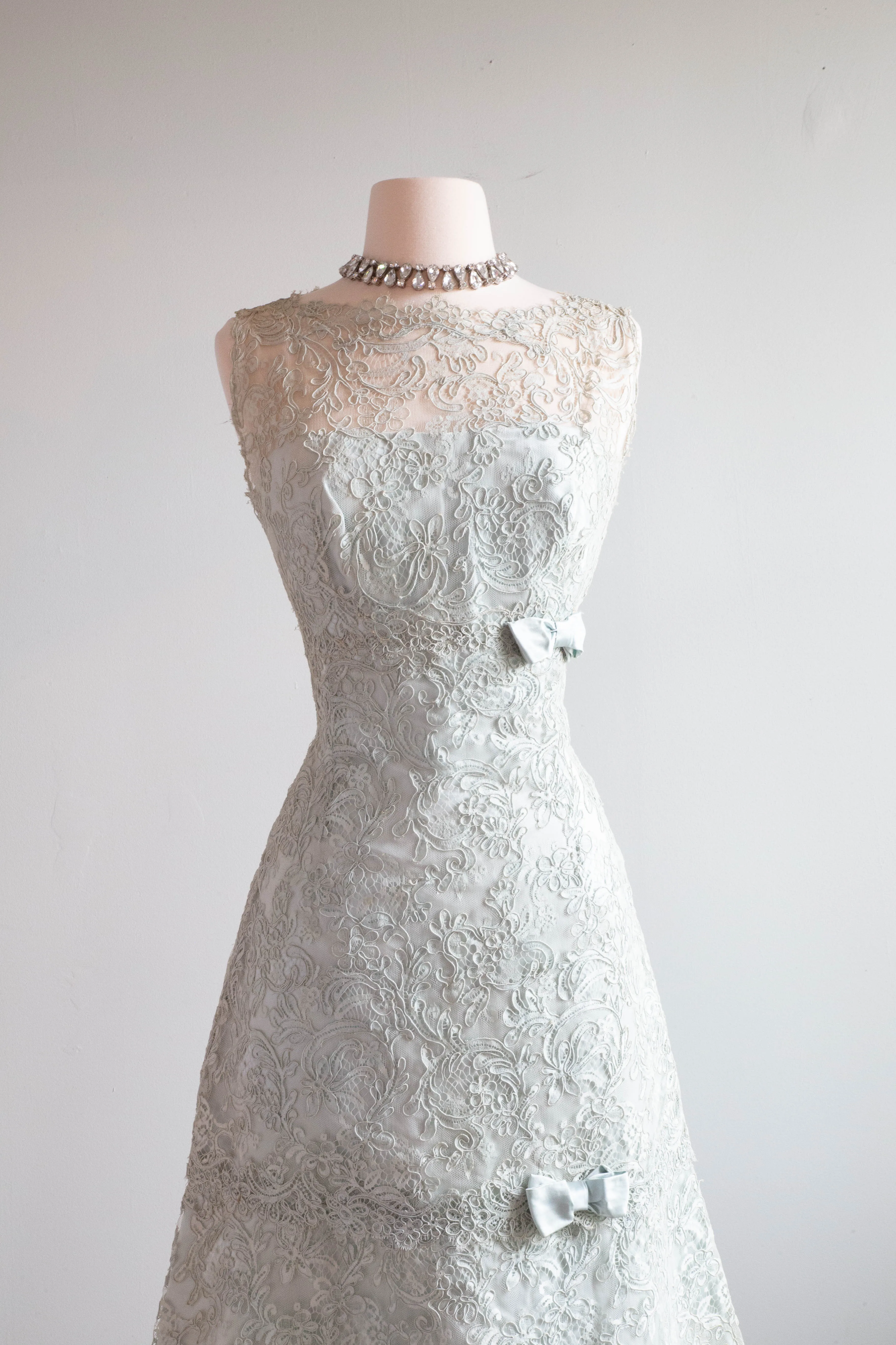 *Something Blue* Gorgeous 1960's Harvey Berin French Lace Evening Dress / SM