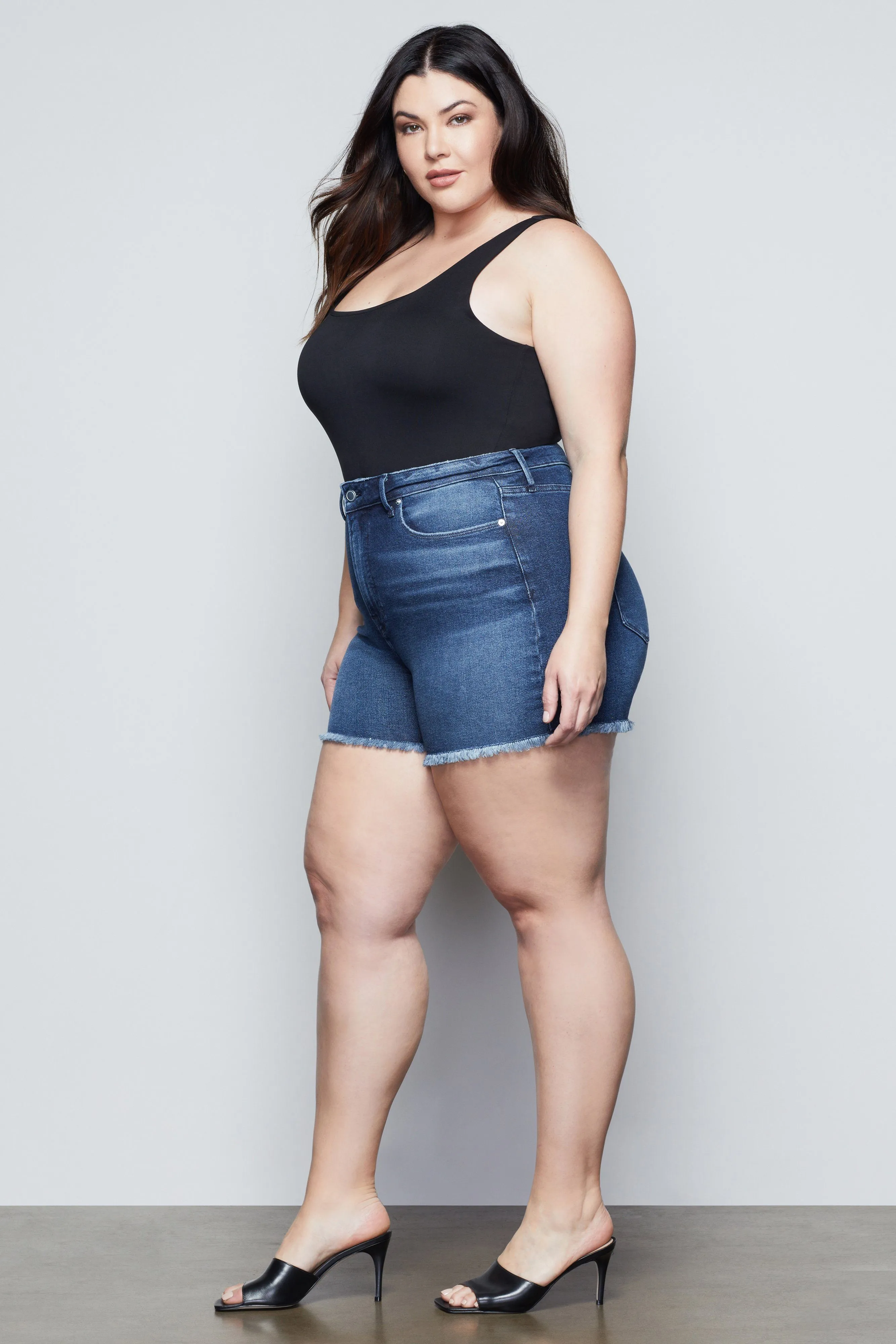 THE BOMBSHELL | BLUE462