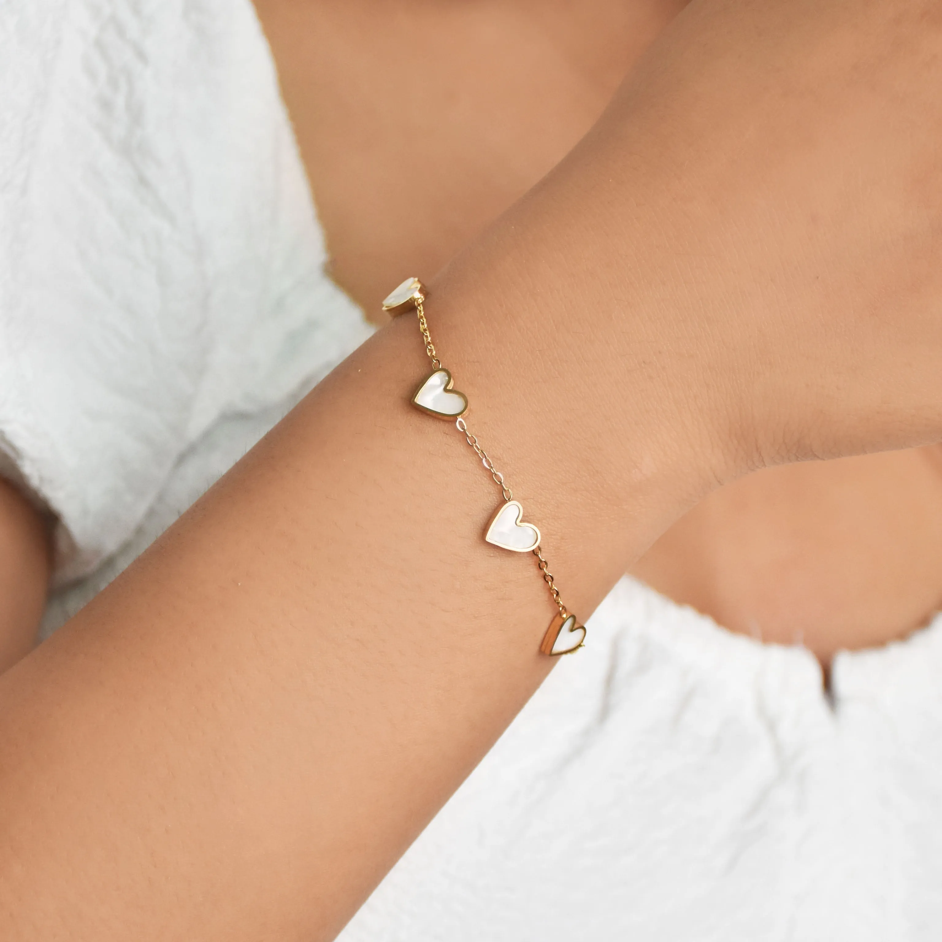Tiny Heart Bracelet