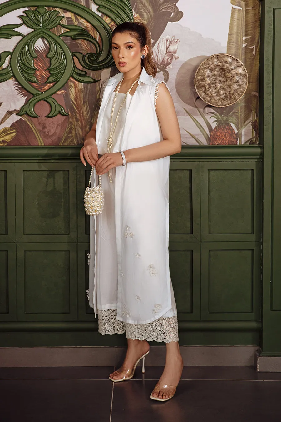 Vanya Solids '23 - Co-54