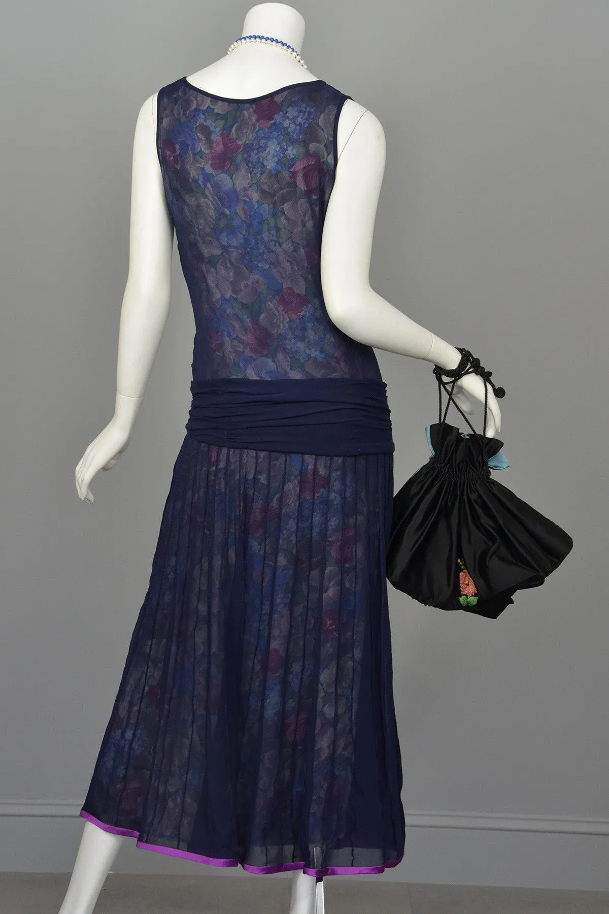 Vintage Plunge Neckline Drop-Waist Pleated Navy Blue Floral Flapper Dress