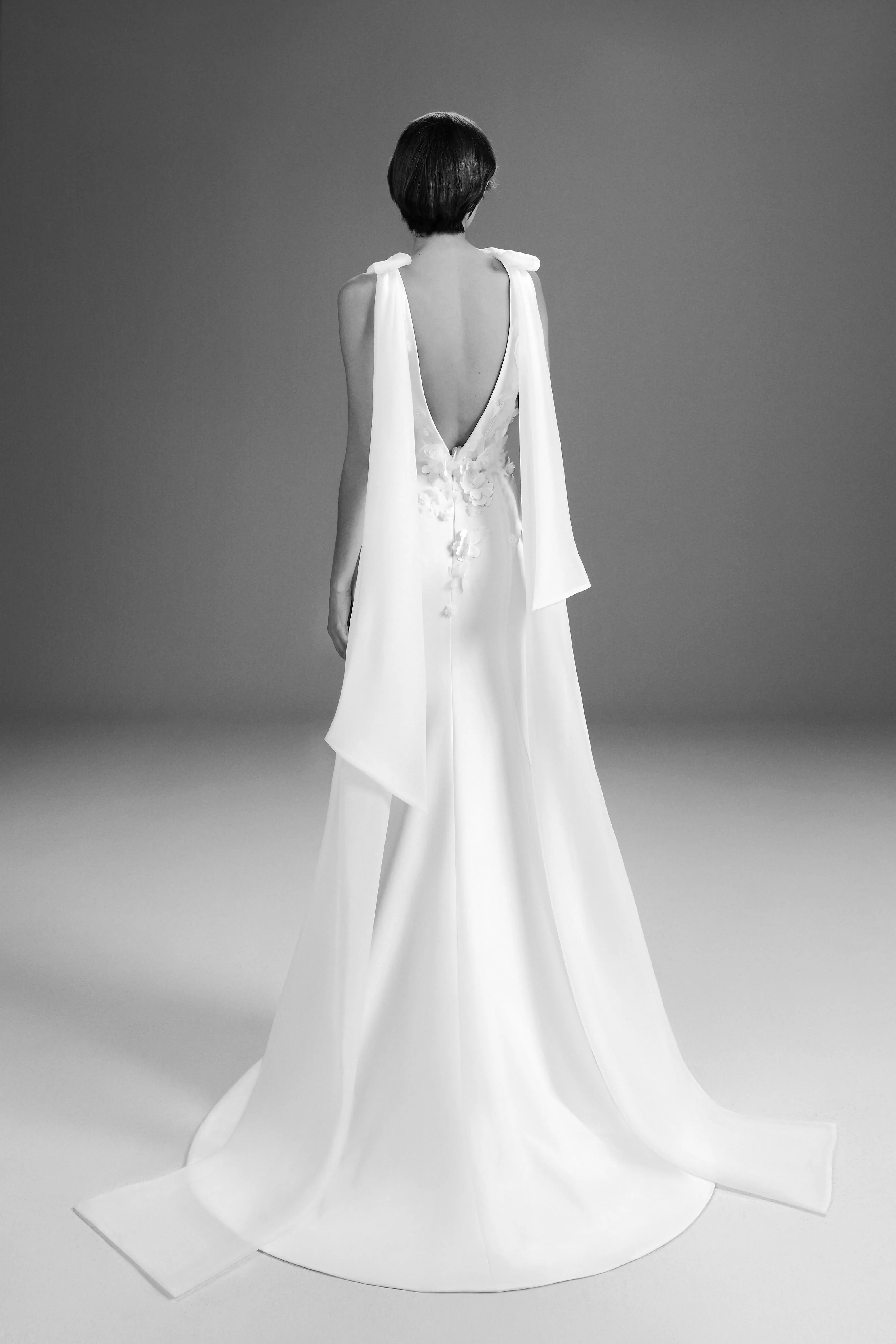 VRM389 - FAIRYTALE FLOWERS GOWN